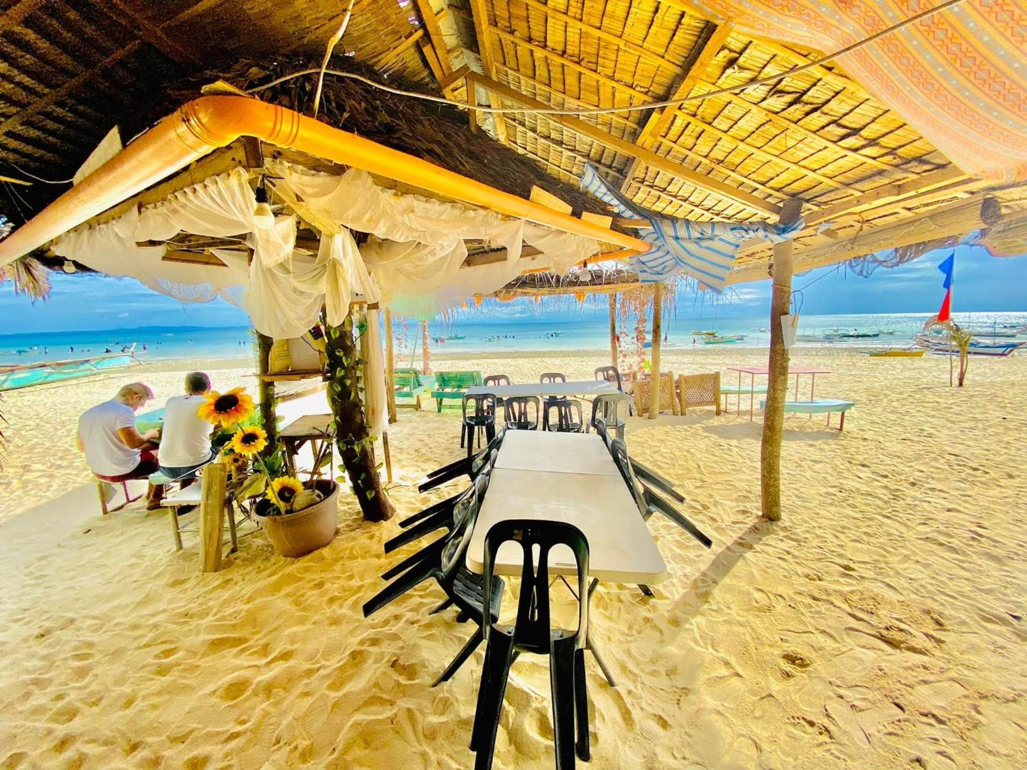 Dohibern Beach Resort Bantayan Eksteriør billede